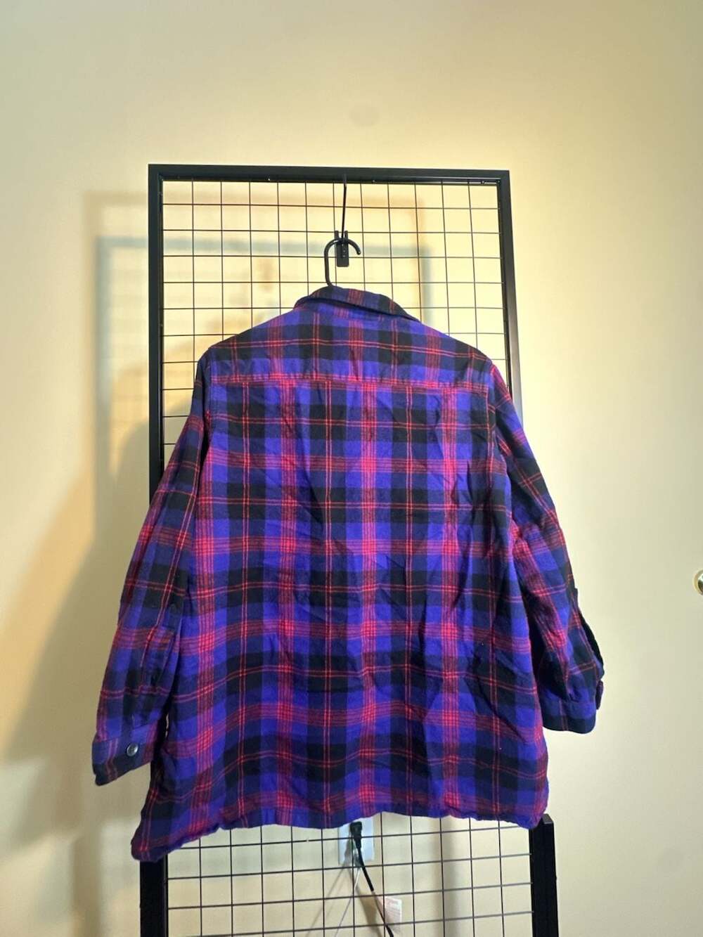 L.L. Bean Relaxed Fit Women's Purple and Red Plaid Flannel Button-Down Shirt - Picture 4 of 4